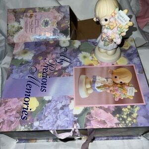 Precious Moments Figurine with Floral Box Special Edition Set